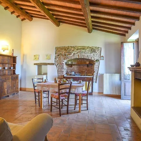 San Venanzo Apartment